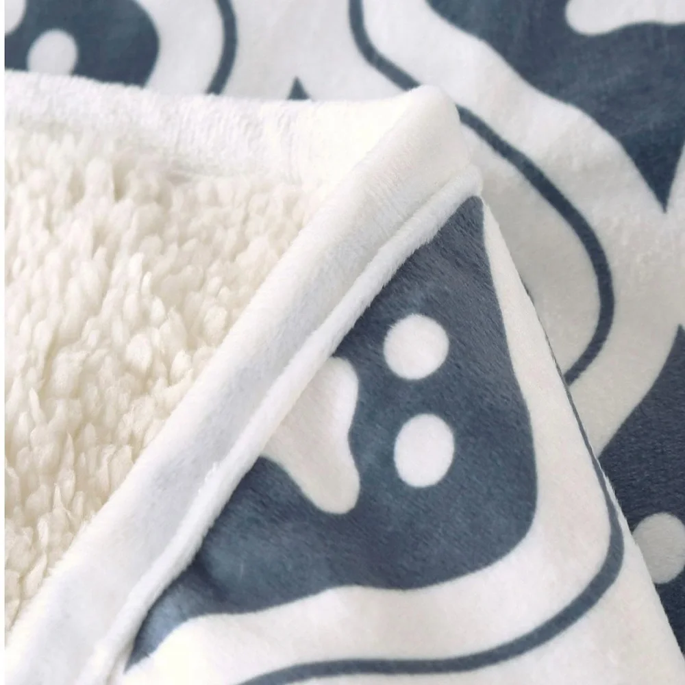 Advanced Water Resistant Pets Print Comfort Throw, 60